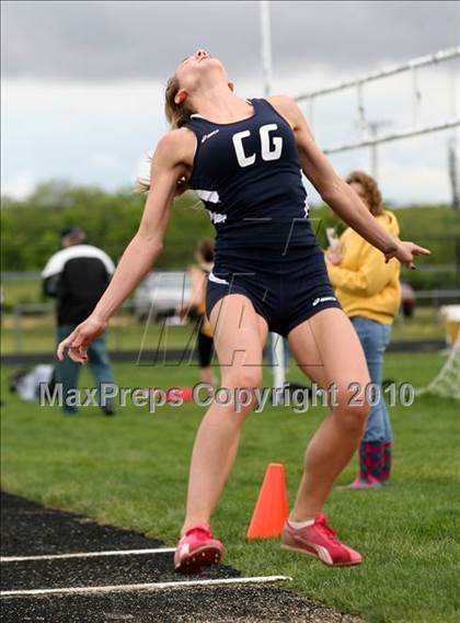 Thumbnail 1 in Hononegah Girls Track Sectional photogallery.