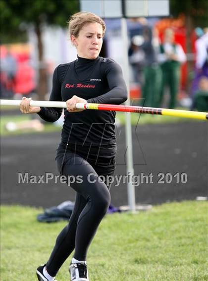 Thumbnail 2 in Hononegah Girls Track Sectional photogallery.