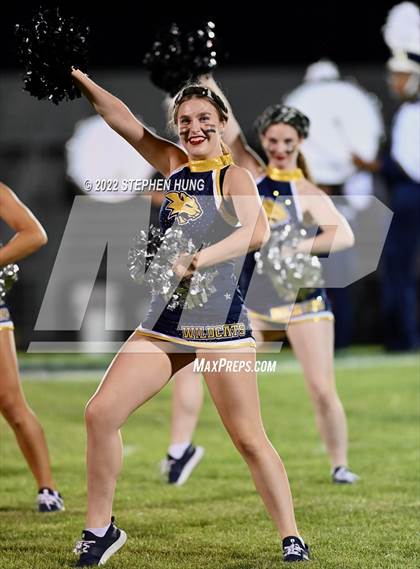 Thumbnail 2 in Neuqua Valley photogallery.