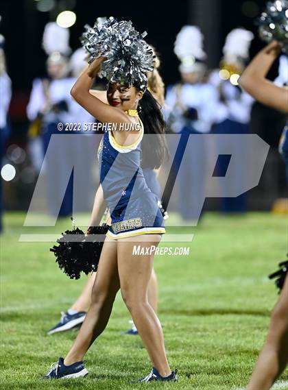 Thumbnail 2 in Neuqua Valley photogallery.