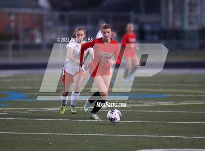 Thumbnail 3 in Fairfield Union vs. Marietta (OHSAA D2 Regional) photogallery.