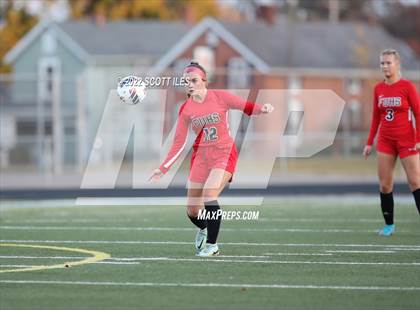 Thumbnail 1 in Fairfield Union vs. Marietta (OHSAA D2 Regional) photogallery.