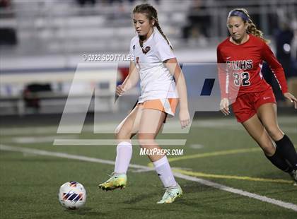 Thumbnail 2 in Fairfield Union vs. Marietta (OHSAA D2 Regional) photogallery.