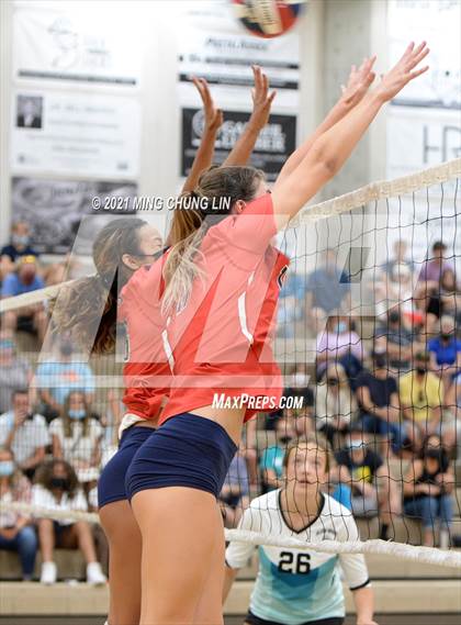 Thumbnail 2 in Beckman @ Aliso Niguel photogallery.
