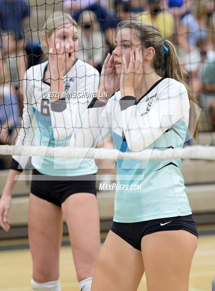 Thumbnail 1 in Beckman @ Aliso Niguel photogallery.