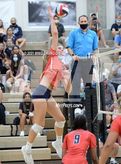 Thumbnail 2 in Beckman @ Aliso Niguel photogallery.