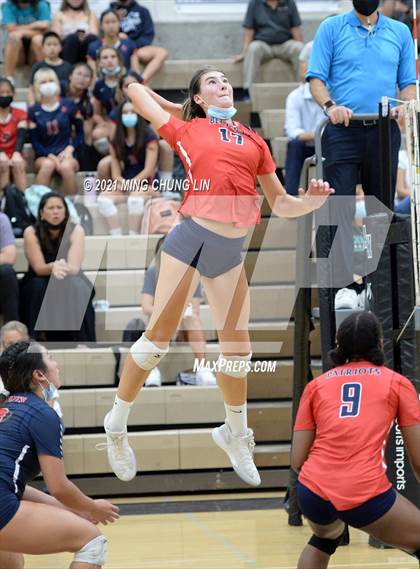 Thumbnail 1 in Beckman @ Aliso Niguel photogallery.