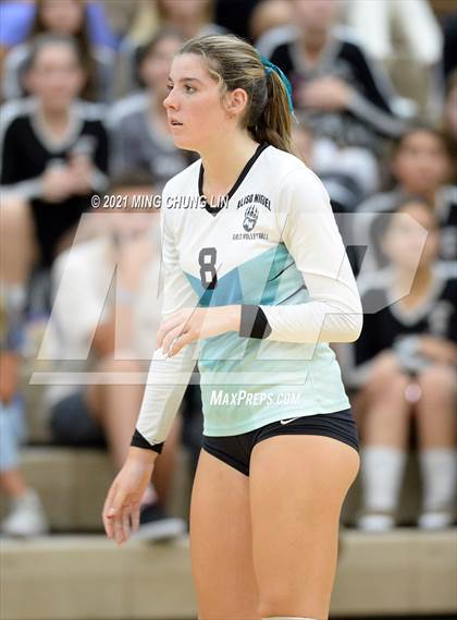 Thumbnail 3 in Beckman @ Aliso Niguel photogallery.