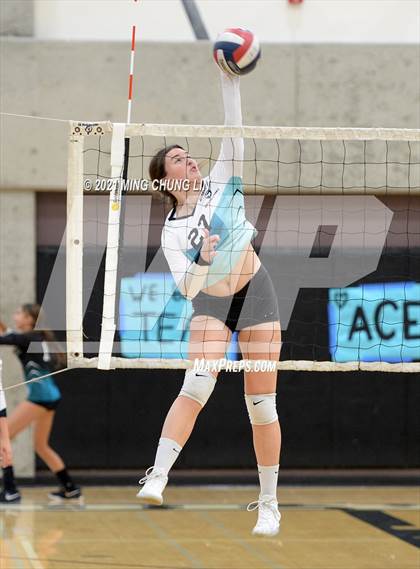 Thumbnail 3 in Beckman @ Aliso Niguel photogallery.