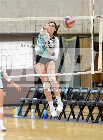 Thumbnail 3 in Beckman @ Aliso Niguel photogallery.