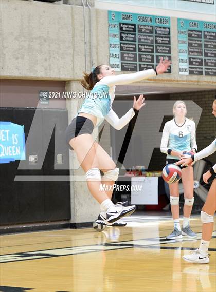 Thumbnail 3 in Beckman @ Aliso Niguel photogallery.