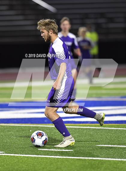 Thumbnail 3 in Roaring Fork vs Salida (CHSAA 3A Semifinal) photogallery.