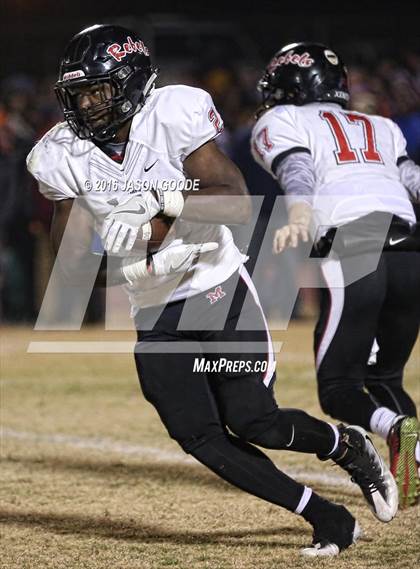 Thumbnail 1 in Maryville @ Oakland (TSSAA Division I Class 6A Semifinal) photogallery.