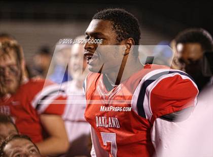 Thumbnail 1 in Maryville @ Oakland (TSSAA Division I Class 6A Semifinal) photogallery.