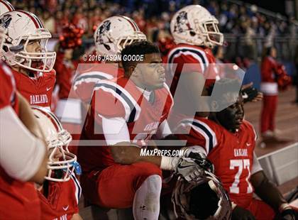 Thumbnail 2 in Maryville @ Oakland (TSSAA Division I Class 6A Semifinal) photogallery.