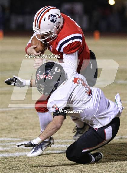 Thumbnail 3 in Maryville @ Oakland (TSSAA Division I Class 6A Semifinal) photogallery.