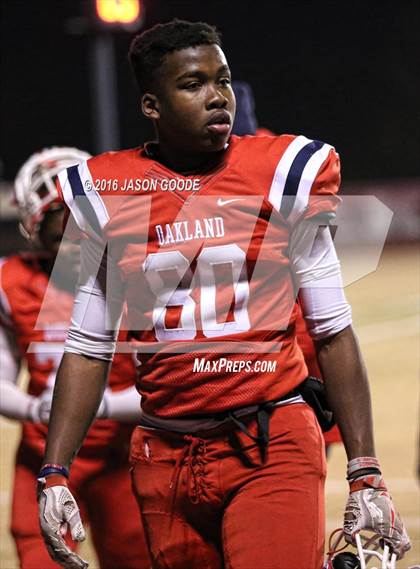 Thumbnail 3 in Maryville @ Oakland (TSSAA Division I Class 6A Semifinal) photogallery.