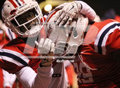 Thumbnail 1 in Maryville @ Oakland (TSSAA Division I Class 6A Semifinal) photogallery.