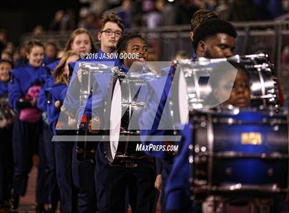 Thumbnail 3 in Maryville @ Oakland (TSSAA Division I Class 6A Semifinal) photogallery.