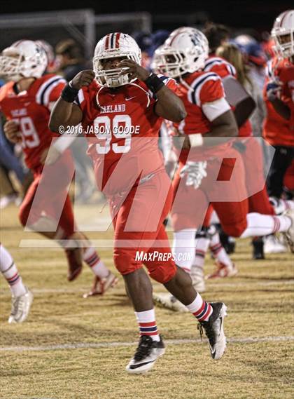 Thumbnail 2 in Maryville @ Oakland (TSSAA Division I Class 6A Semifinal) photogallery.