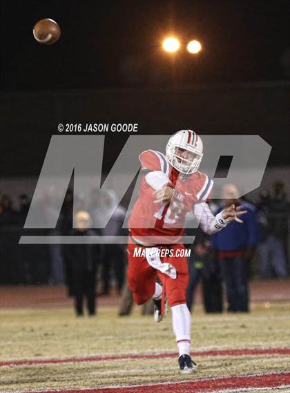 Thumbnail 1 in Maryville @ Oakland (TSSAA Division I Class 6A Semifinal) photogallery.