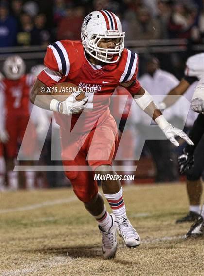 Thumbnail 2 in Maryville @ Oakland (TSSAA Division I Class 6A Semifinal) photogallery.