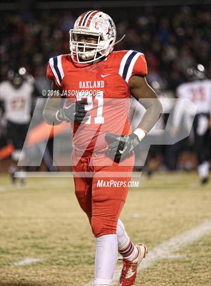 Thumbnail 3 in Maryville @ Oakland (TSSAA Division I Class 6A Semifinal) photogallery.