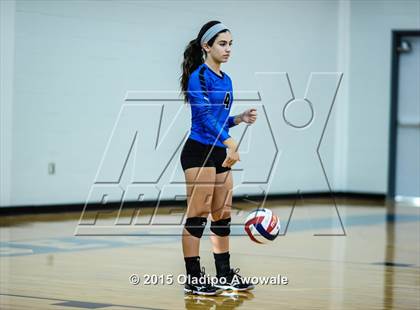 Thumbnail 2 in Hockaday @ Dallas Christian photogallery.