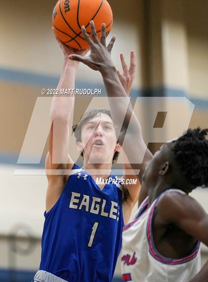 Thumbnail 1 in Walton vs. Mount Paran Christian photogallery.