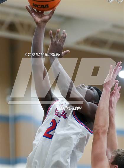 Thumbnail 1 in Walton vs. Mount Paran Christian photogallery.