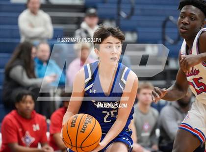 Thumbnail 3 in Walton vs. Mount Paran Christian photogallery.