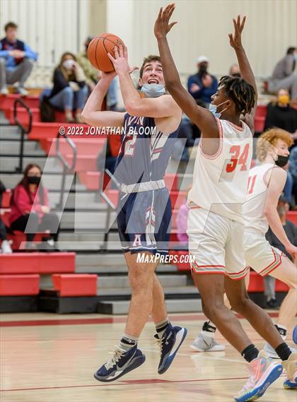 Thumbnail 3 in Avon @ Conard photogallery.