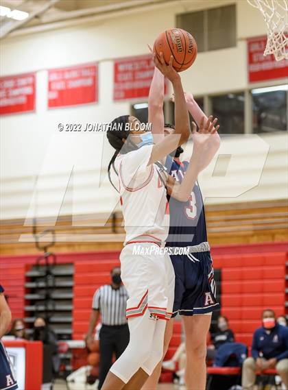 Thumbnail 2 in Avon @ Conard photogallery.