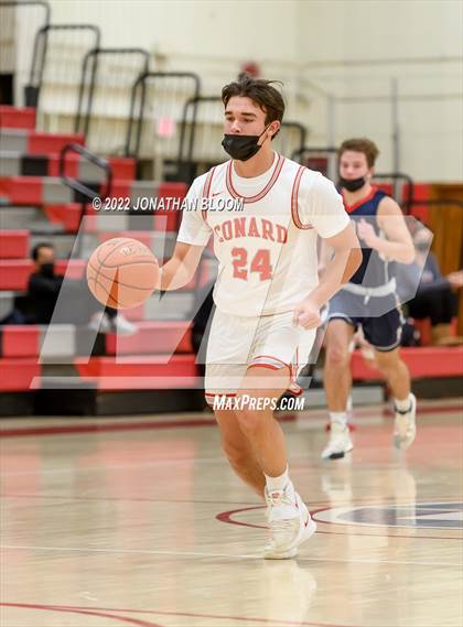 Thumbnail 3 in Avon @ Conard photogallery.