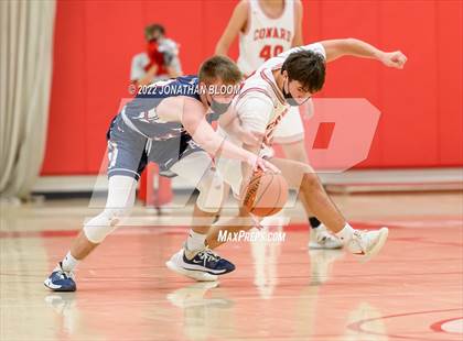 Thumbnail 3 in Avon @ Conard photogallery.