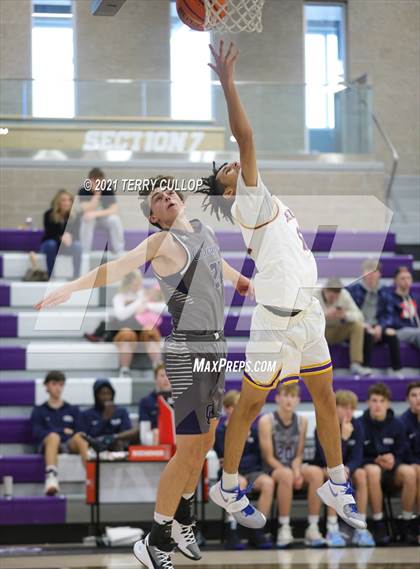 Thumbnail 2 in Corner Canyon vs. Durango (Lehi Holiday Hoopfest) photogallery.