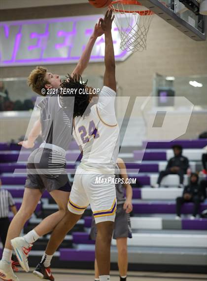 Thumbnail 3 in Corner Canyon vs. Durango (Lehi Holiday Hoopfest) photogallery.