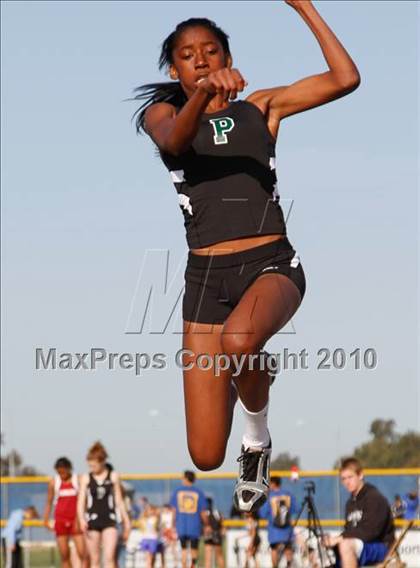 Thumbnail 2 in Camarillo Classic (Long Jump Girls) photogallery.