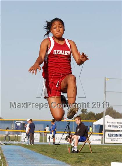 Thumbnail 2 in Camarillo Classic (Long Jump Girls) photogallery.
