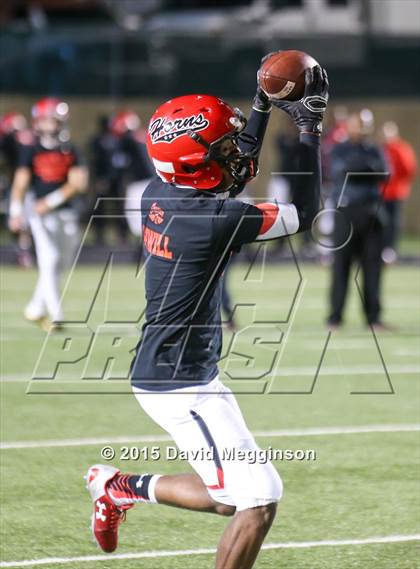 Thumbnail 2 in Cedar Hill vs. Carroll (UIL 6A Bi-District Playoff) photogallery.