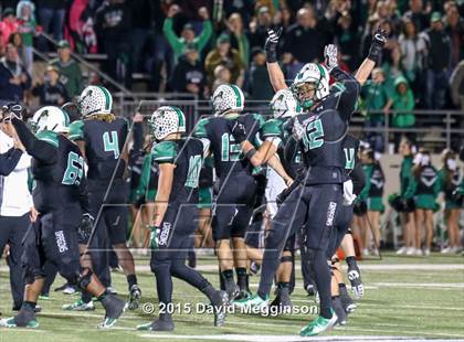 Thumbnail 3 in Cedar Hill vs. Carroll (UIL 6A Bi-District Playoff) photogallery.
