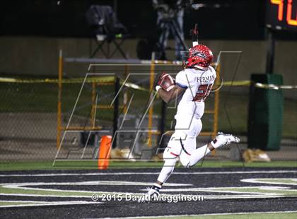 Thumbnail 2 in Cedar Hill vs. Carroll (UIL 6A Bi-District Playoff) photogallery.