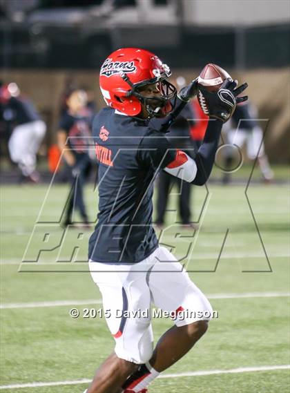 Thumbnail 3 in Cedar Hill vs. Carroll (UIL 6A Bi-District Playoff) photogallery.