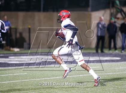 Thumbnail 2 in Cedar Hill vs. Carroll (UIL 6A Bi-District Playoff) photogallery.