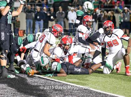 Thumbnail 2 in Cedar Hill vs. Carroll (UIL 6A Bi-District Playoff) photogallery.