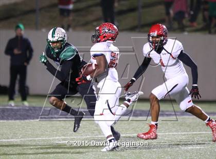 Thumbnail 1 in Cedar Hill vs. Carroll (UIL 6A Bi-District Playoff) photogallery.