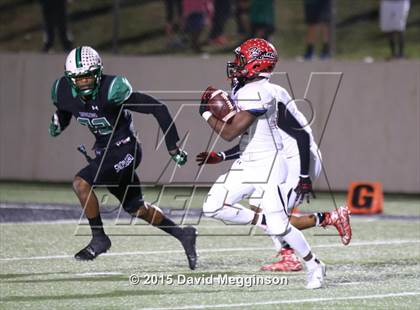 Thumbnail 2 in Cedar Hill vs. Carroll (UIL 6A Bi-District Playoff) photogallery.