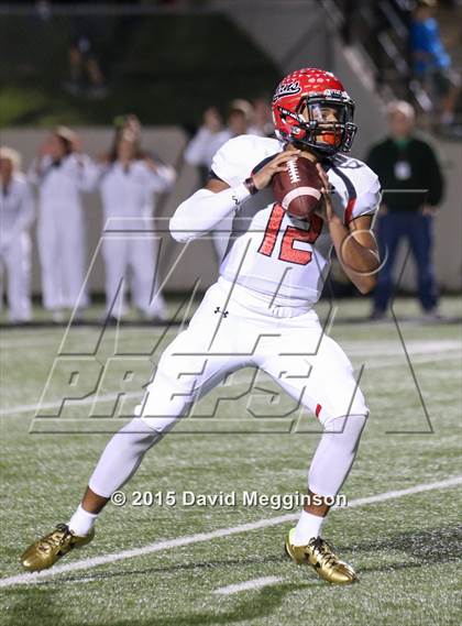 Thumbnail 3 in Cedar Hill vs. Carroll (UIL 6A Bi-District Playoff) photogallery.