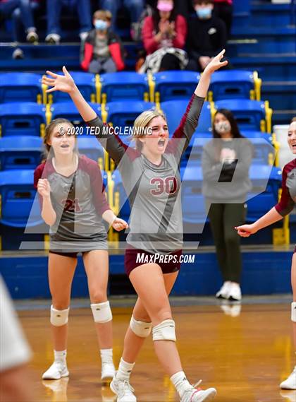 Thumbnail 1 in Harrison vs. Morrilton photogallery.