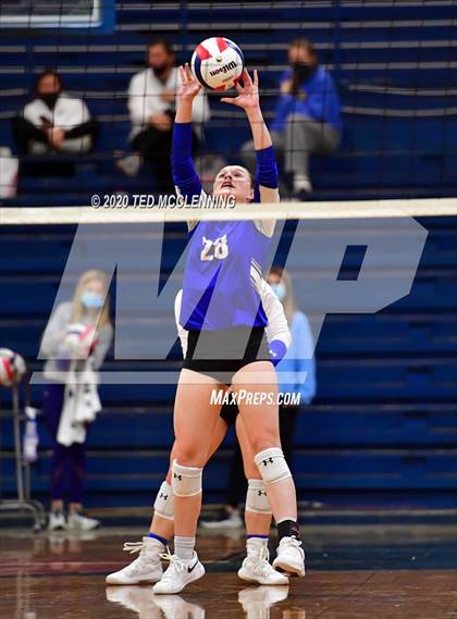 Thumbnail 1 in Harrison vs. Morrilton photogallery.